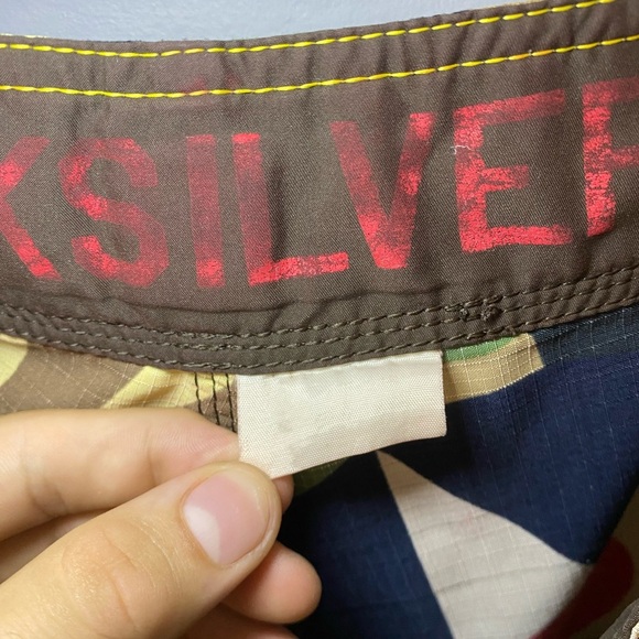 Vintage Quicksilver army & navy camo swim shorts - Picture 2 of 15